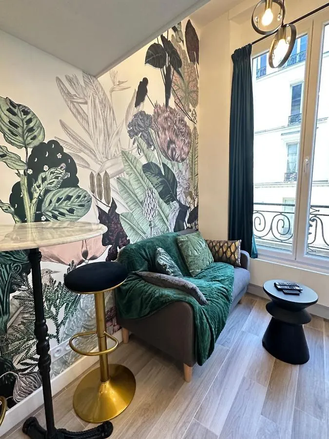The Garden - Cosy Studio With Ac In The Very Center Of Paris 0*,  France