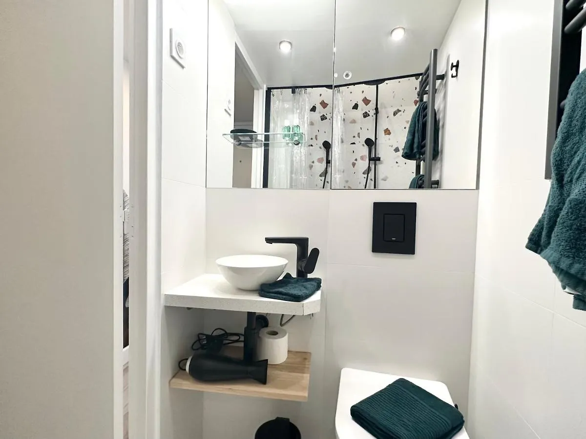 The Garden - Cosy Studio With Ac In The Very Center Of Paris France