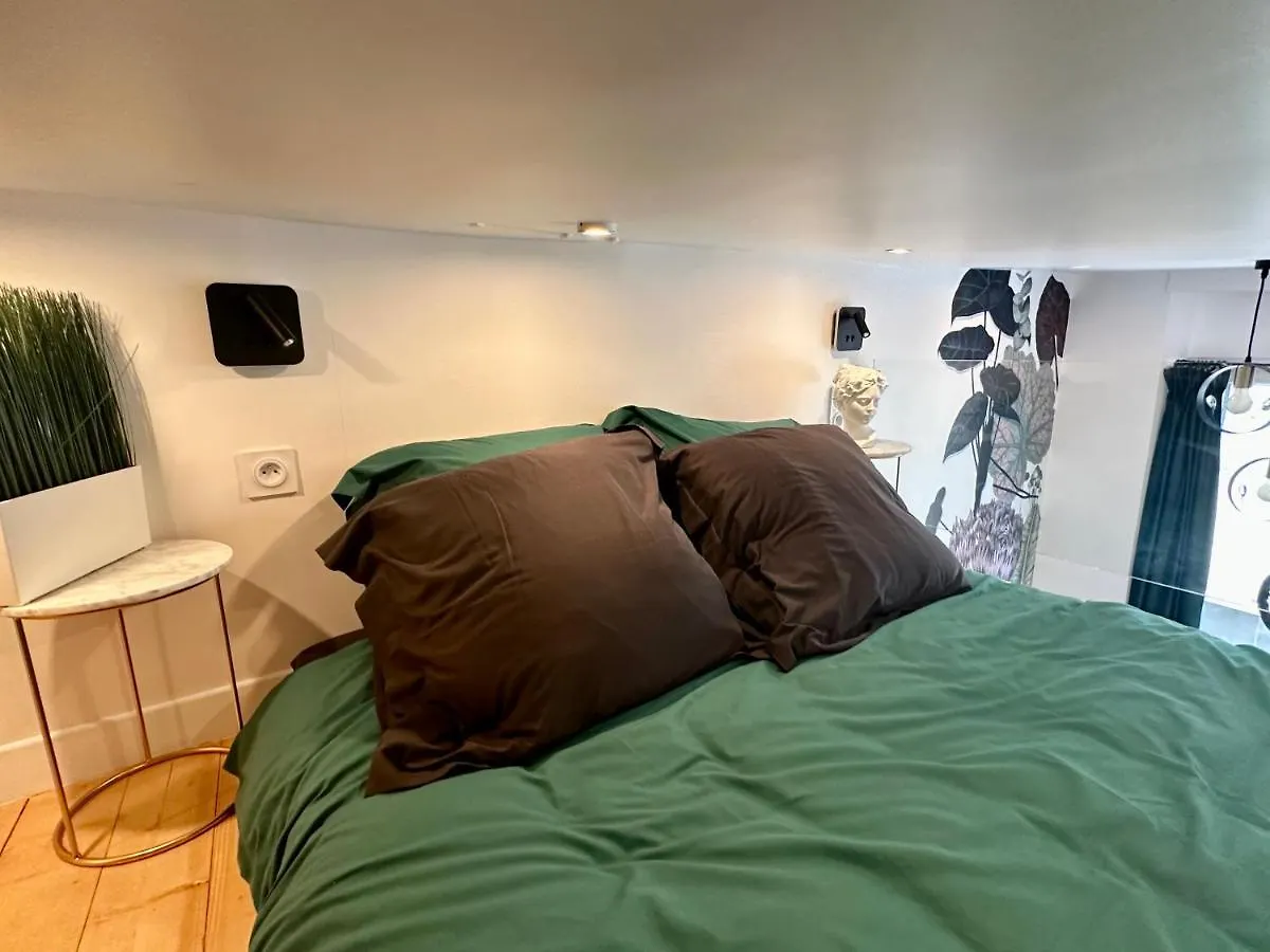The Garden - Cosy Studio With Ac In The Very Center Of Paryż Apartament