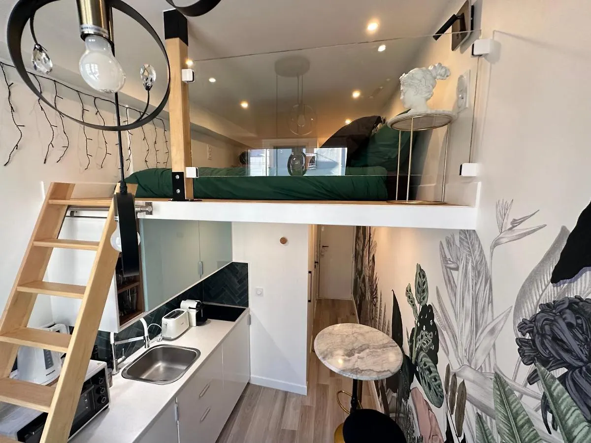 Apartment The Garden - Cosy Studio With Ac In The Very Center Of Paris